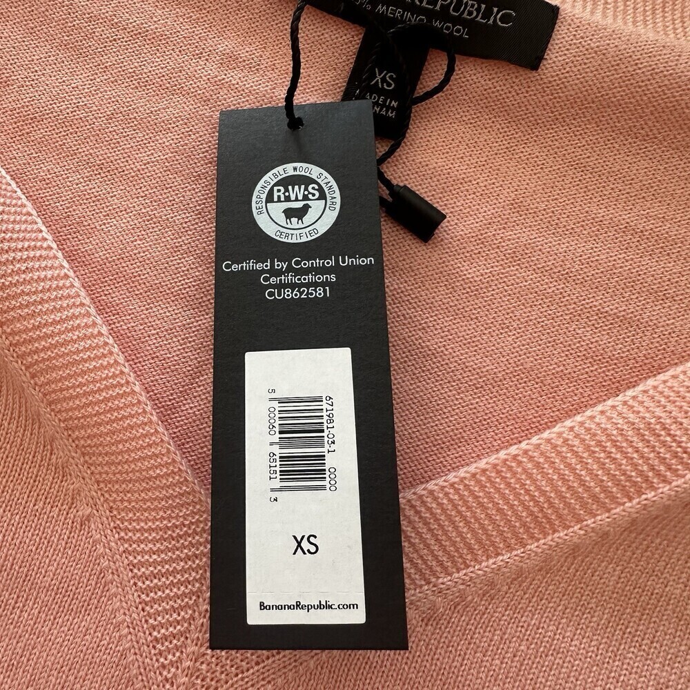 NWT Banana Republic 100% Merino Wool Vneck Sweater Women XS Light Weight Pink - Picture 8 of 12